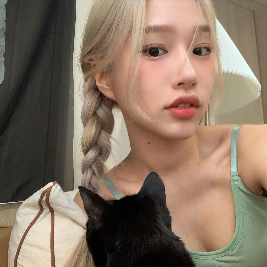 黎明时分的年轻人们